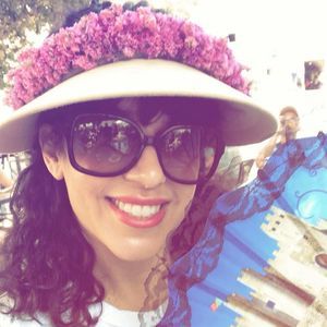 Meet your Posher, Laurie